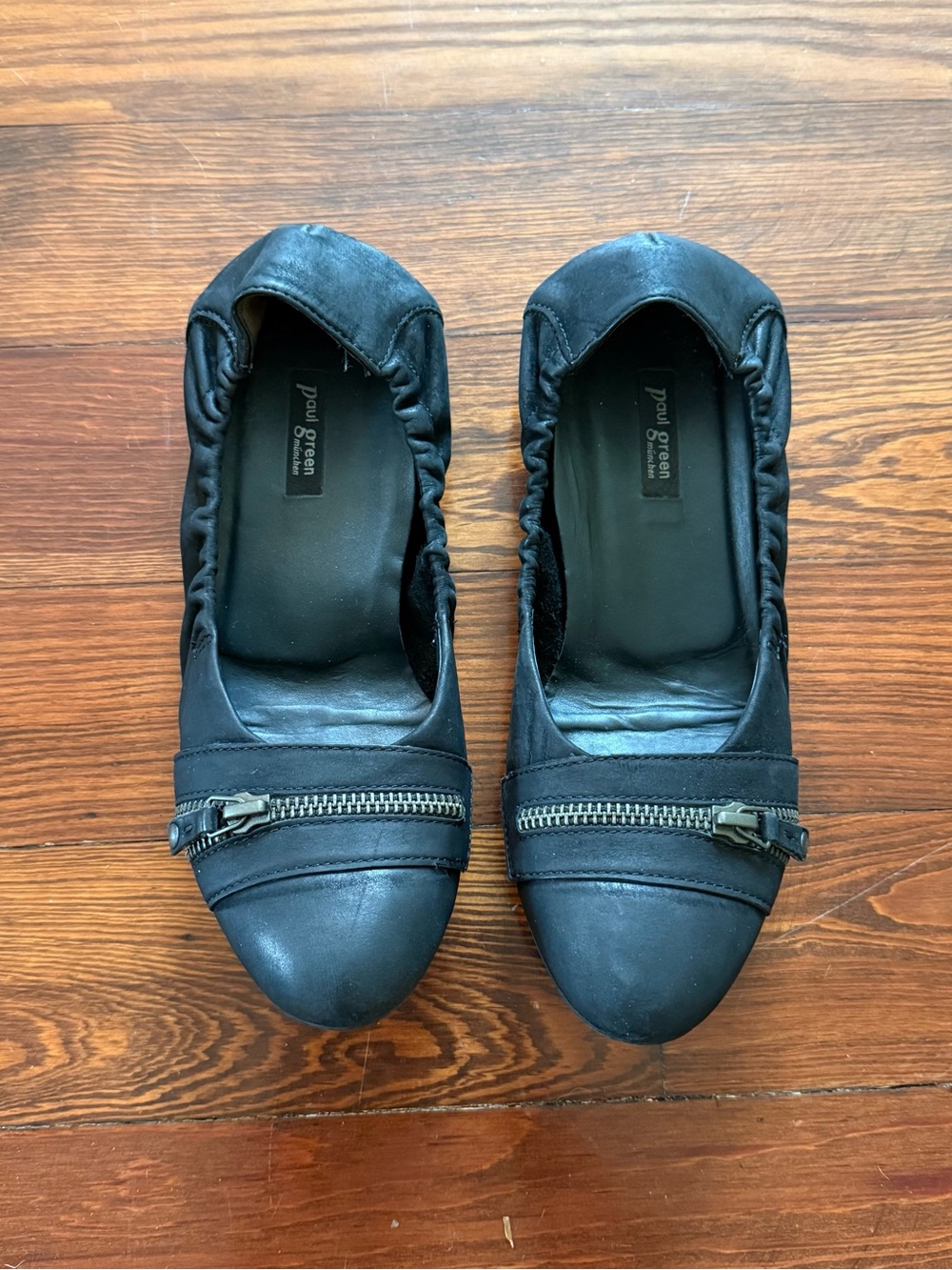 Paul Green Black Leather Zipper Ballet Flats